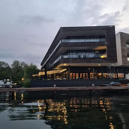 Appartement Aan Jachthaven Met Zicht Op Veerse Meer Arnemuiden Kültér fotó