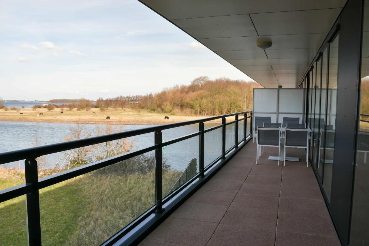 Appartement Aan Jachthaven Met Zicht Op Veerse Meer Arnemuiden Kültér fotó